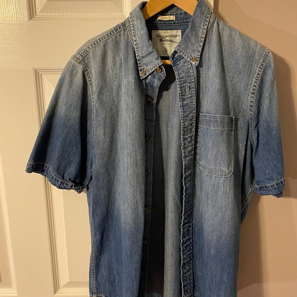 Abercrombie shirt